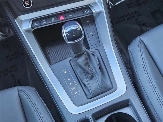 New 2025 Audi Q3 2.0T Premium image 12