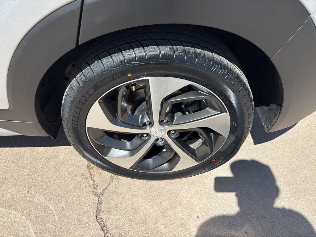 Used 2018 Hyundai Tucson Limited FWD image 10