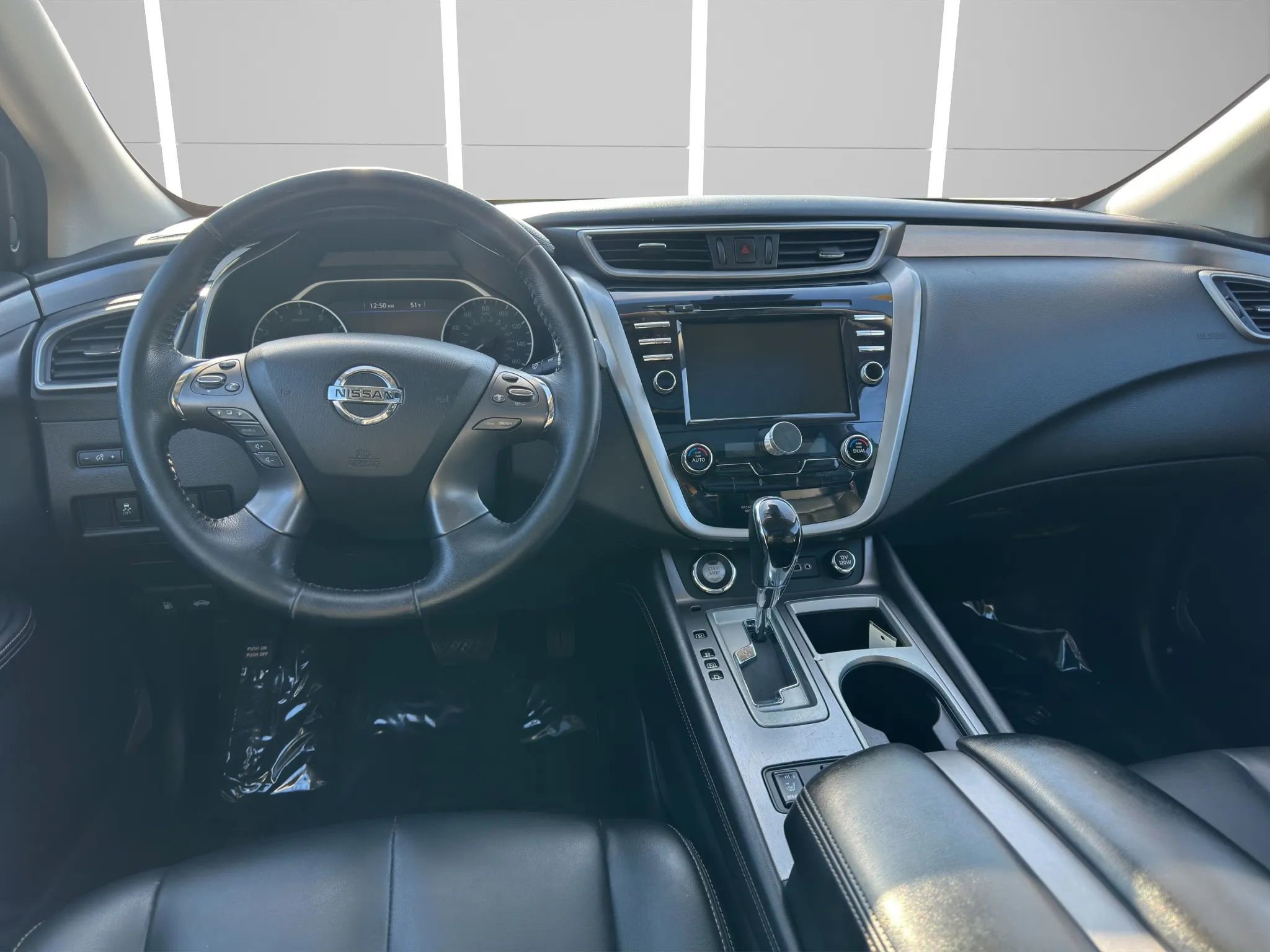 Used 2020 Nissan Murano SV w/ Premium Package image 16