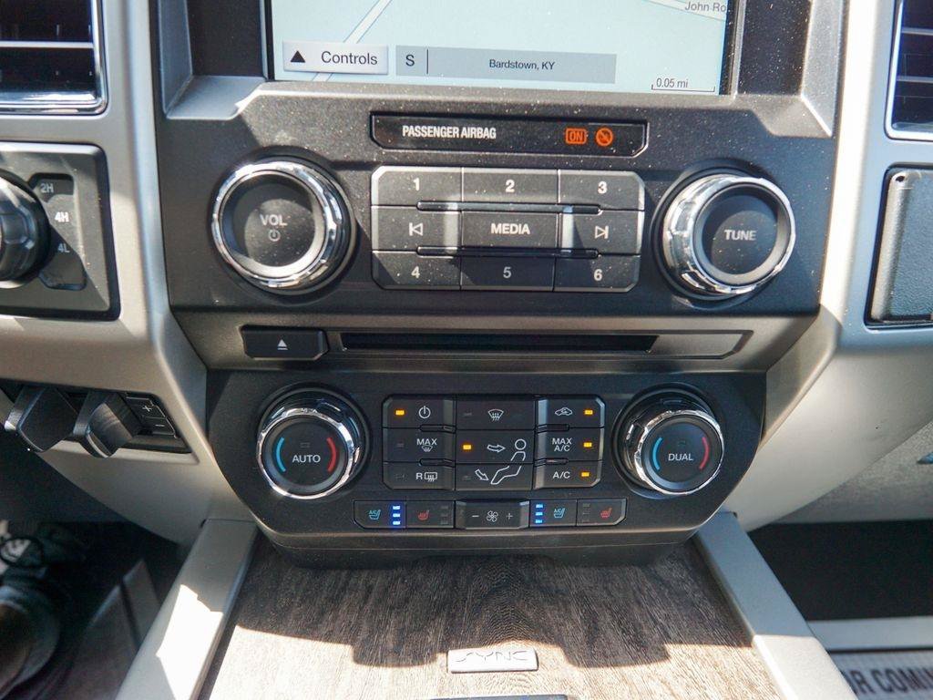 Used 2018 Ford F250 Lariat w/ Lariat Ultimate Package AWD/4WD image 33