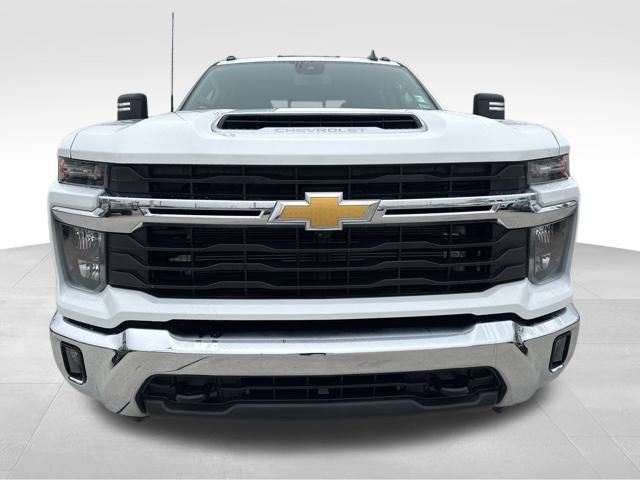 Certified 2024 Chevrolet Silverado 2500 LT w/ All Star Edition image 3