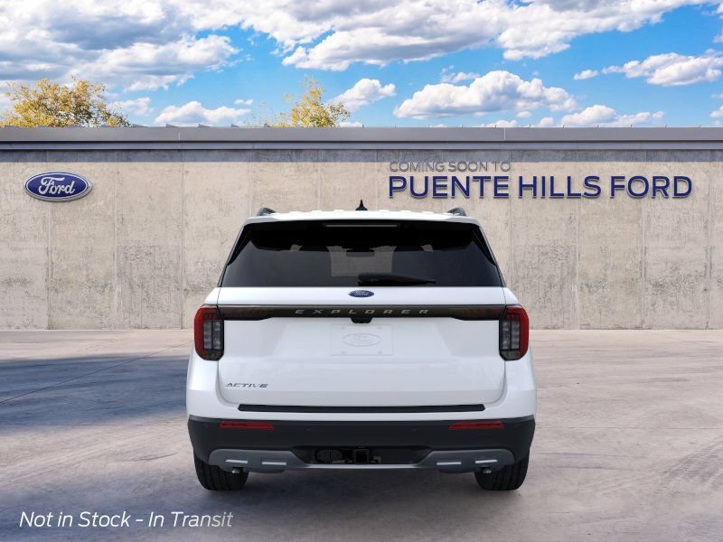 New 2026 Ford Explorer Active w/ Active Comfort Package RWD image 5