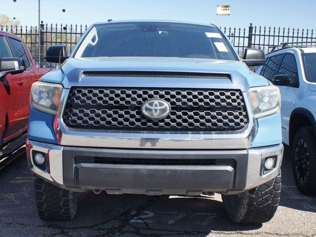 Used 2019 Toyota Tundra SR5 w/ SR5 Upgrade Package image 2