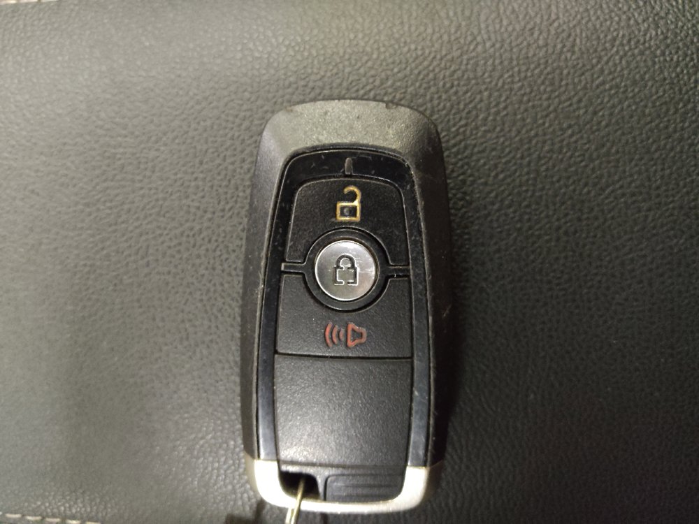 Used 2020 Ford Escape SE FWD image 32