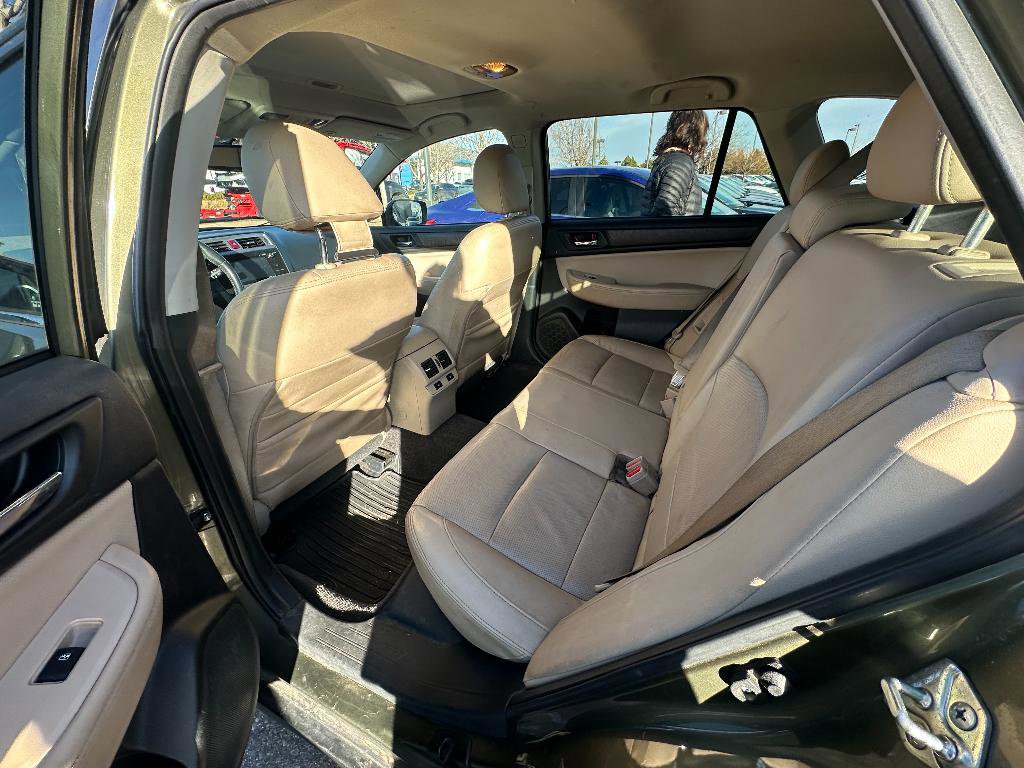 Used 2015 Subaru Outback 2.5i Limited image 13