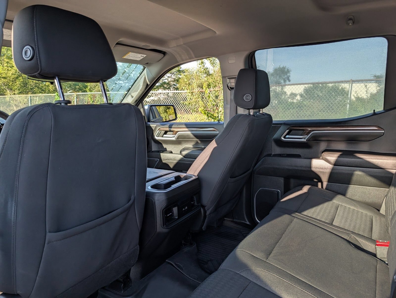 Used 2022 Chevrolet Silverado 1500 LT RWD image 26