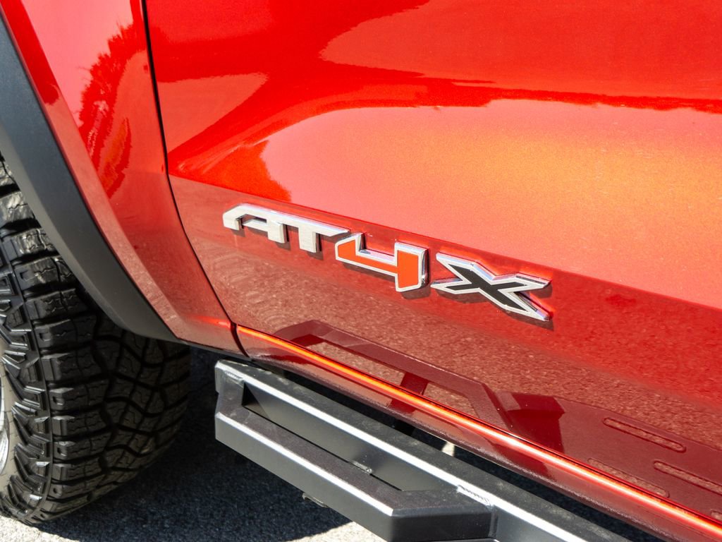 Used 2023 GMC Canyon AT4X image 3
