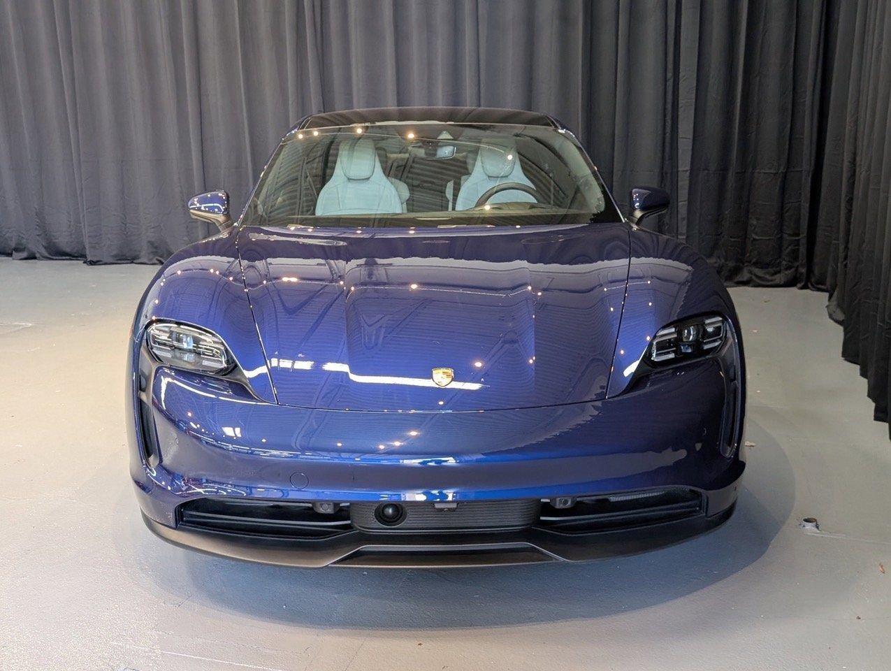 New 2024 Porsche Taycan image 10