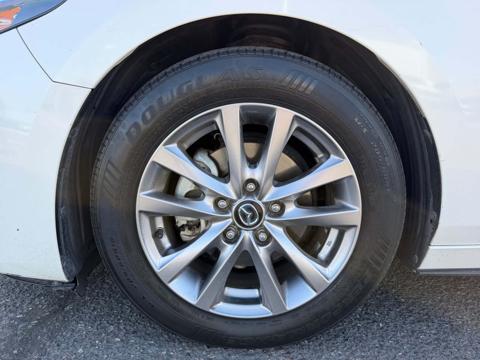 Used 2019 MAZDA MAZDA3 Sedan FWD image 26