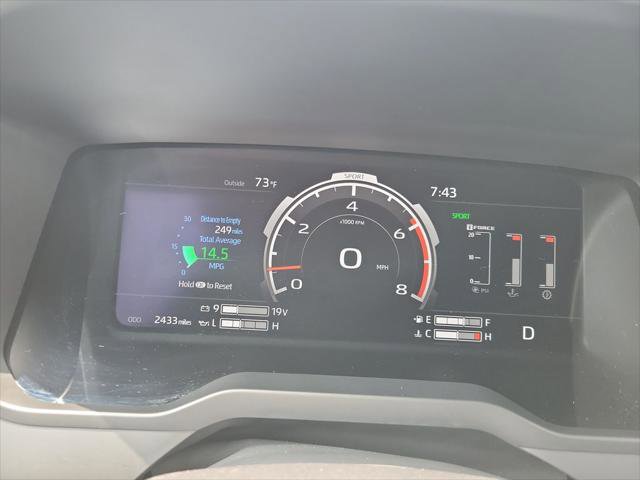 Certified 2025 Toyota Tundra Limited w/ TRD Off-Road Package AWD/4WD image 40
