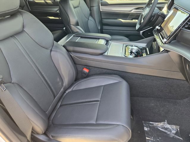 New 2026 Jeep Grand Wagoneer L Limited image 10