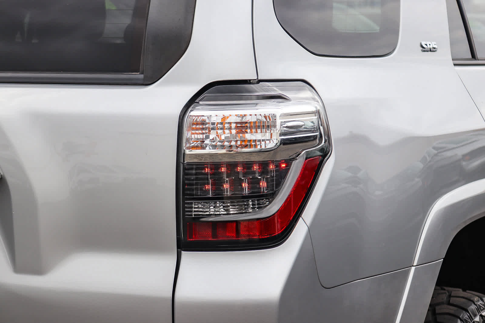 Used 2021 Toyota 4Runner SR5 AWD/4WD image 7