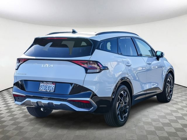 Used 2025 Kia Sportage SX image 8