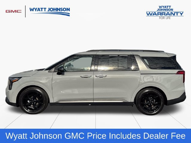 Used 2026 Kia Carnival SX w/ SX Dark Edition Package FWD image 2