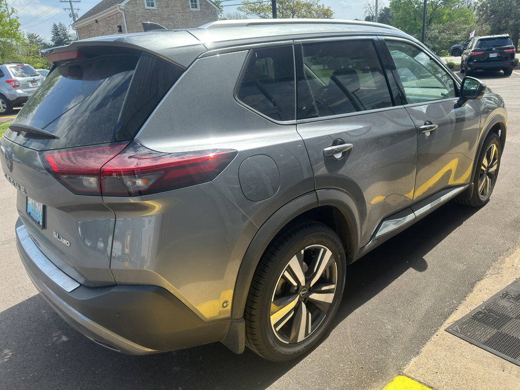 Used 2023 Nissan Rogue SL w/ SL Premium Package AWD/4WD image 4