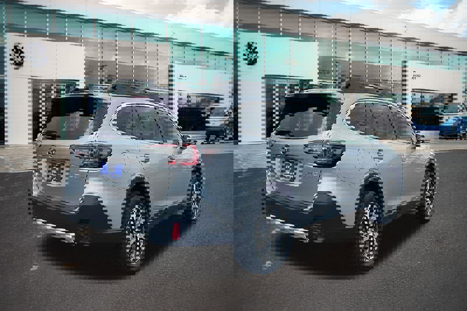 Used 2022 Subaru Outback Limited image 5