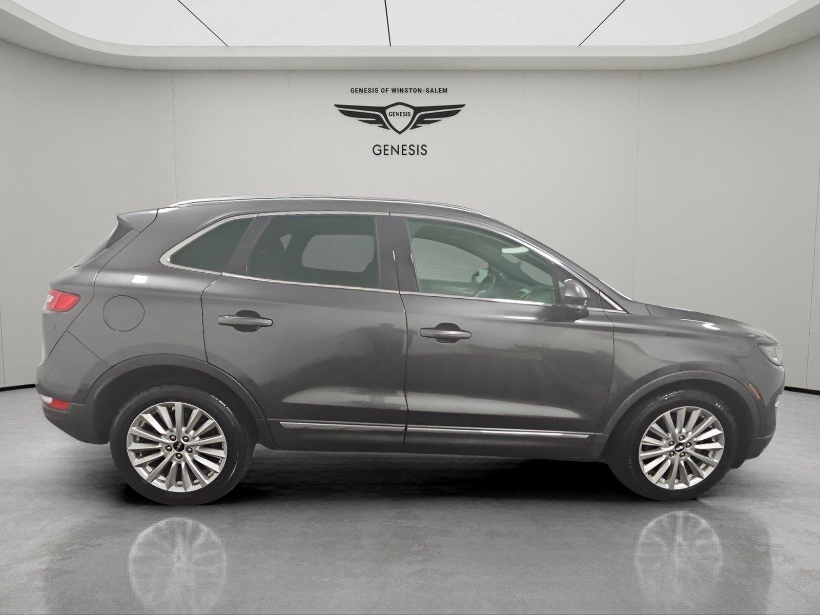 Used 2019 Lincoln MKC Premiere FWD image 6