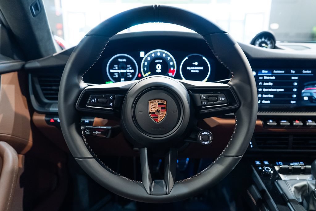Used 2026 Porsche 911 GT3 RWD image 5