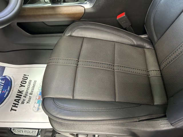 Used 2025 Chevrolet Silverado 1500 High Country w/ Technology Package image 12