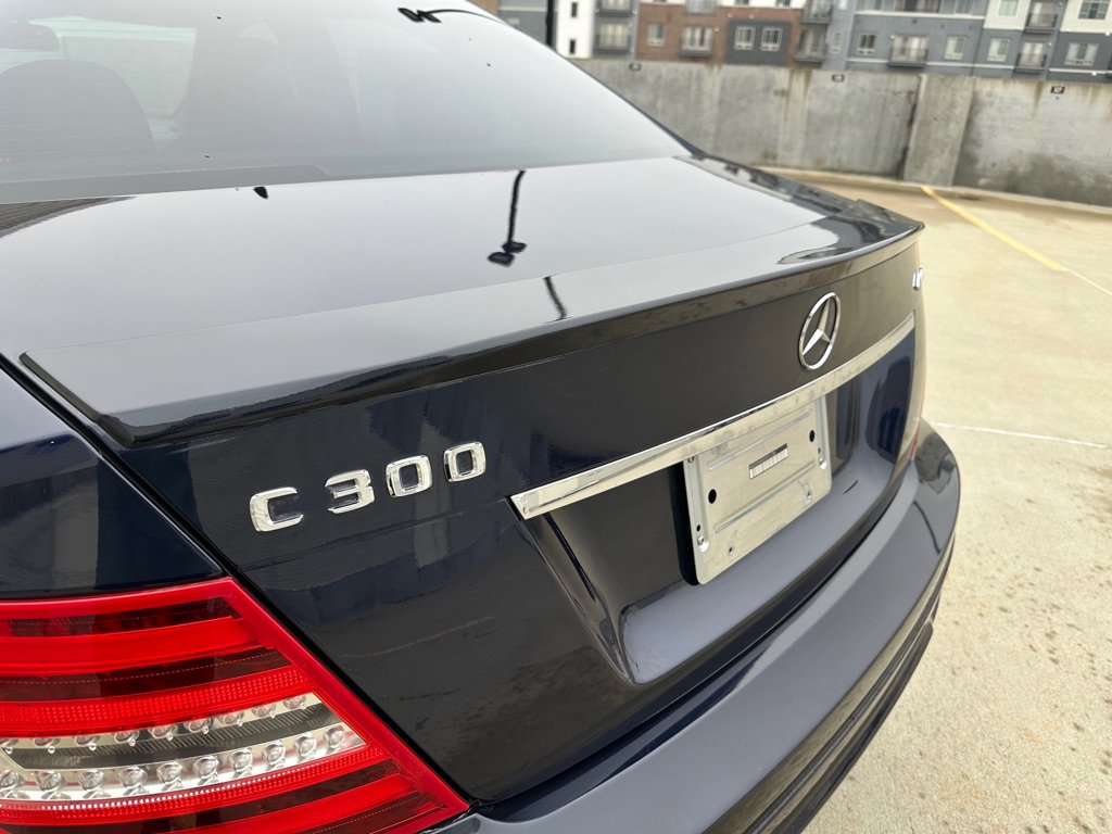 Used 2013 Mercedes-Benz C 300 4MATIC Sedan image 9