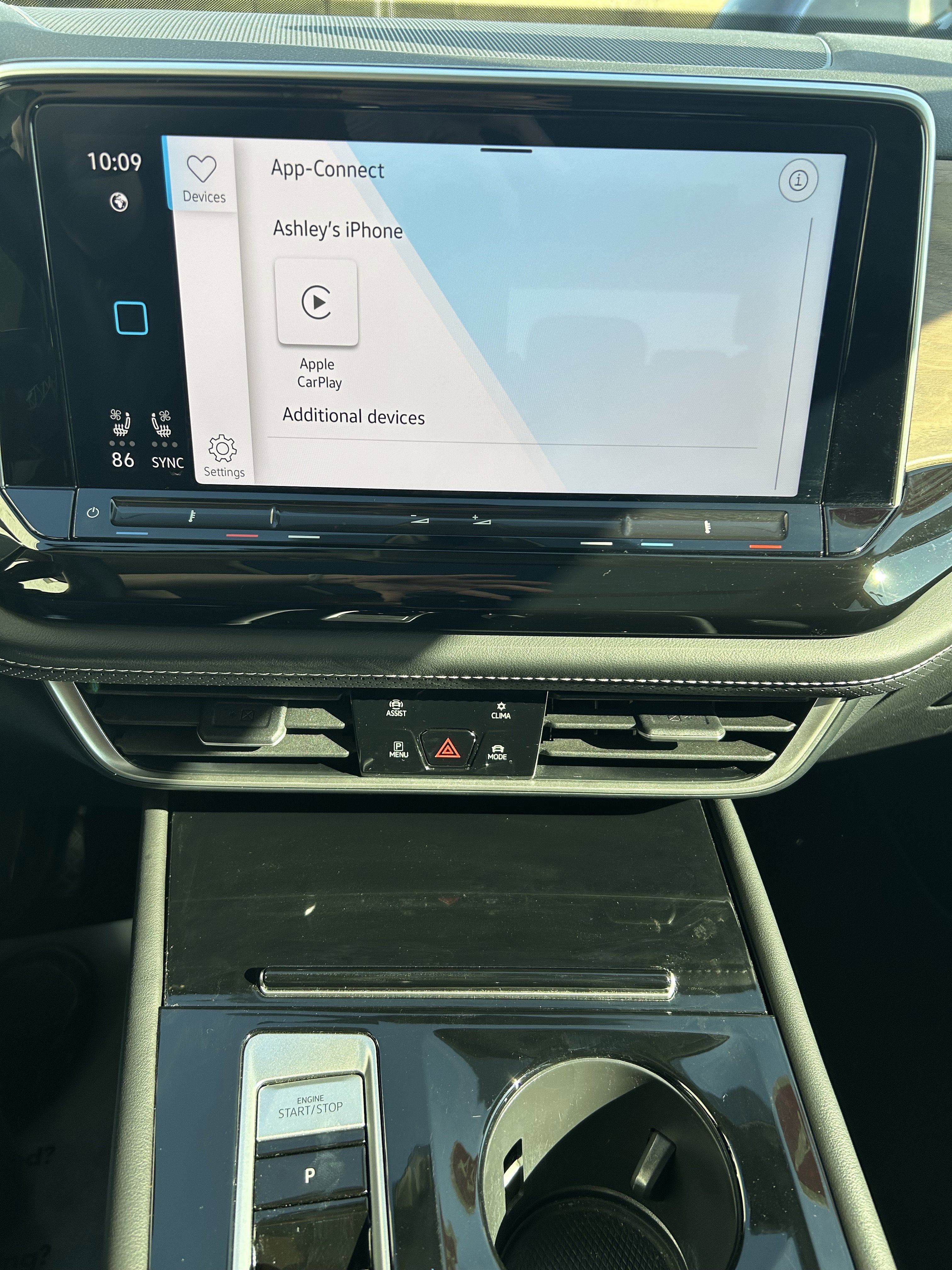 Used 2024 Volkswagen Atlas SE w/ Panoramic Sunroof Package image 30