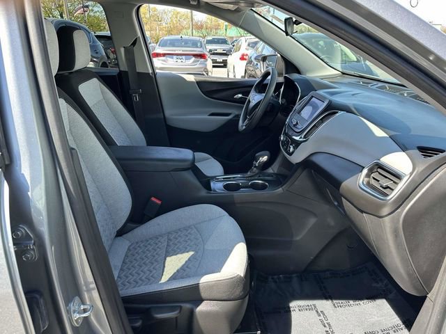 Used 2023 Chevrolet Equinox LS w/ LS Convenience Package image 21