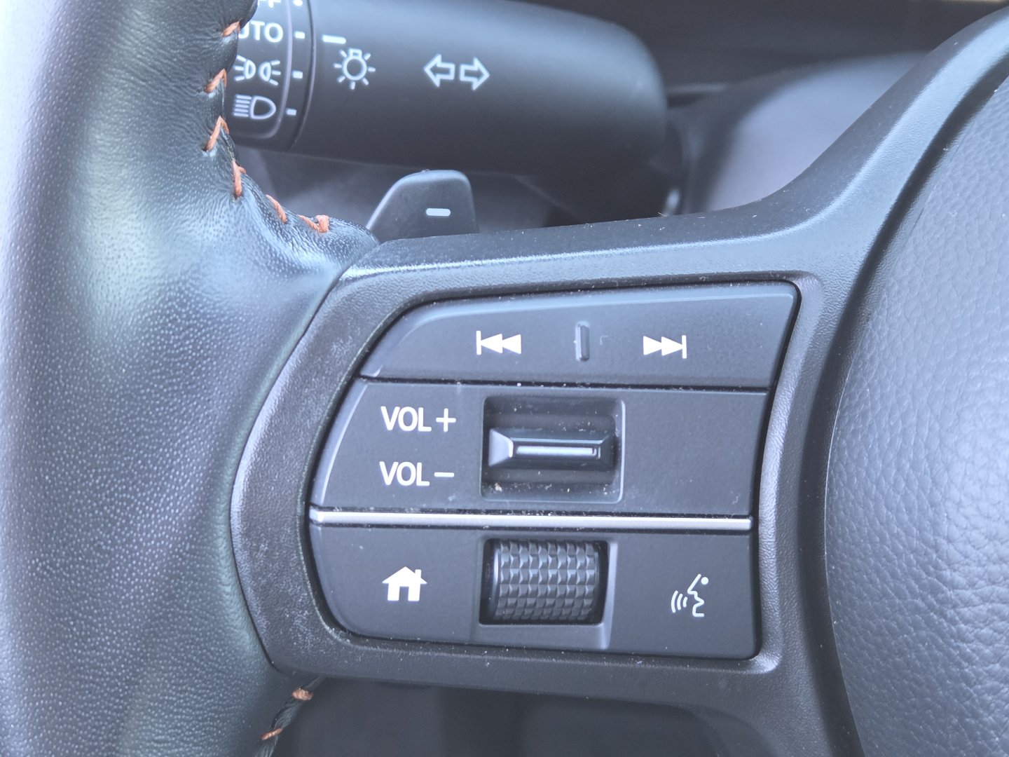Used 2025 Honda CR-V Sport-L image 32