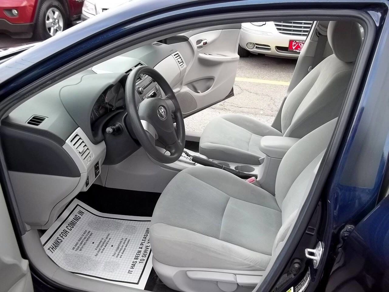 Used 2011 Toyota Corolla LE w/ Preferred Accessory Pkg FWD image 8