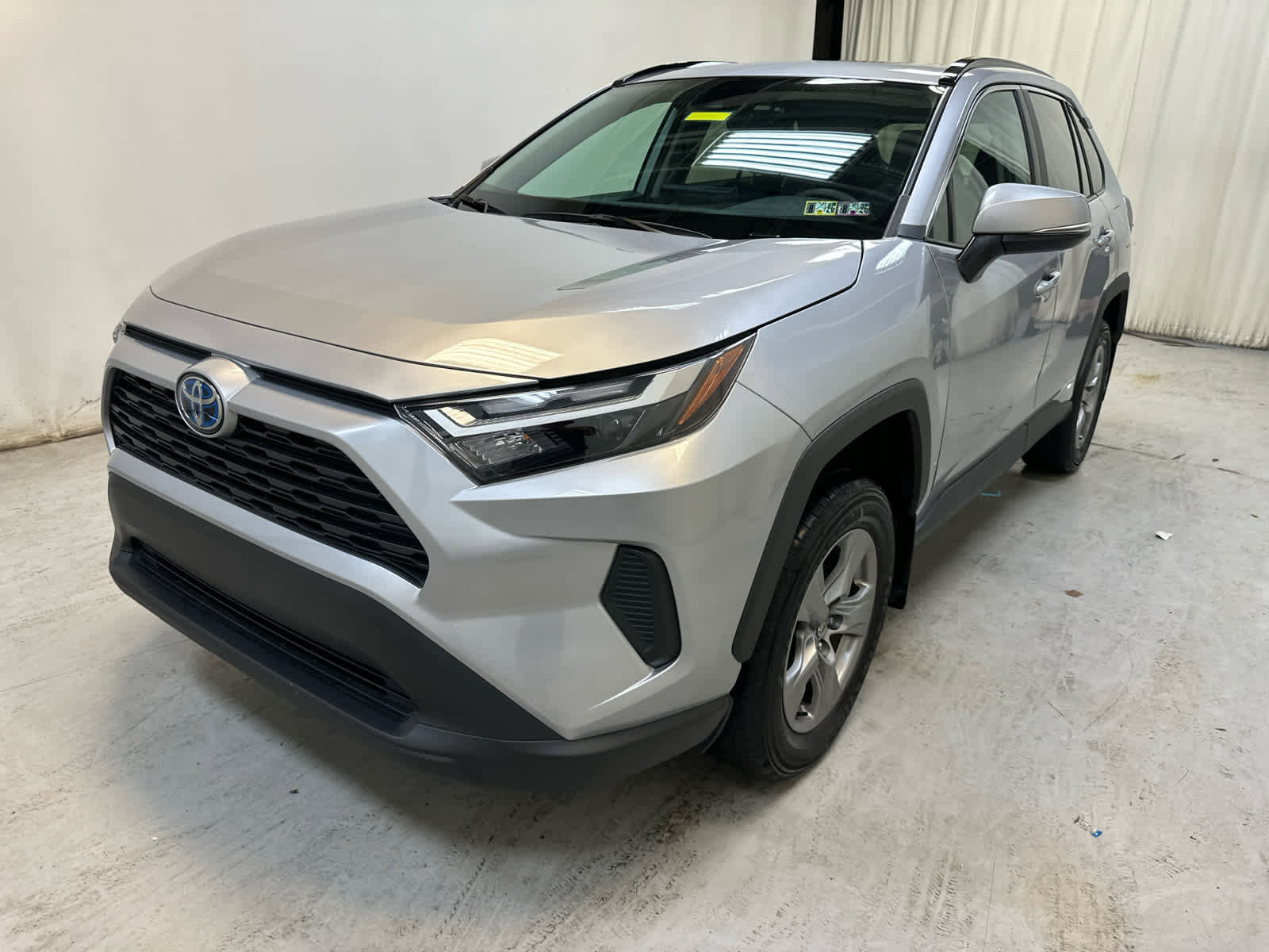 Used 2024 Toyota RAV4 XLE image 10