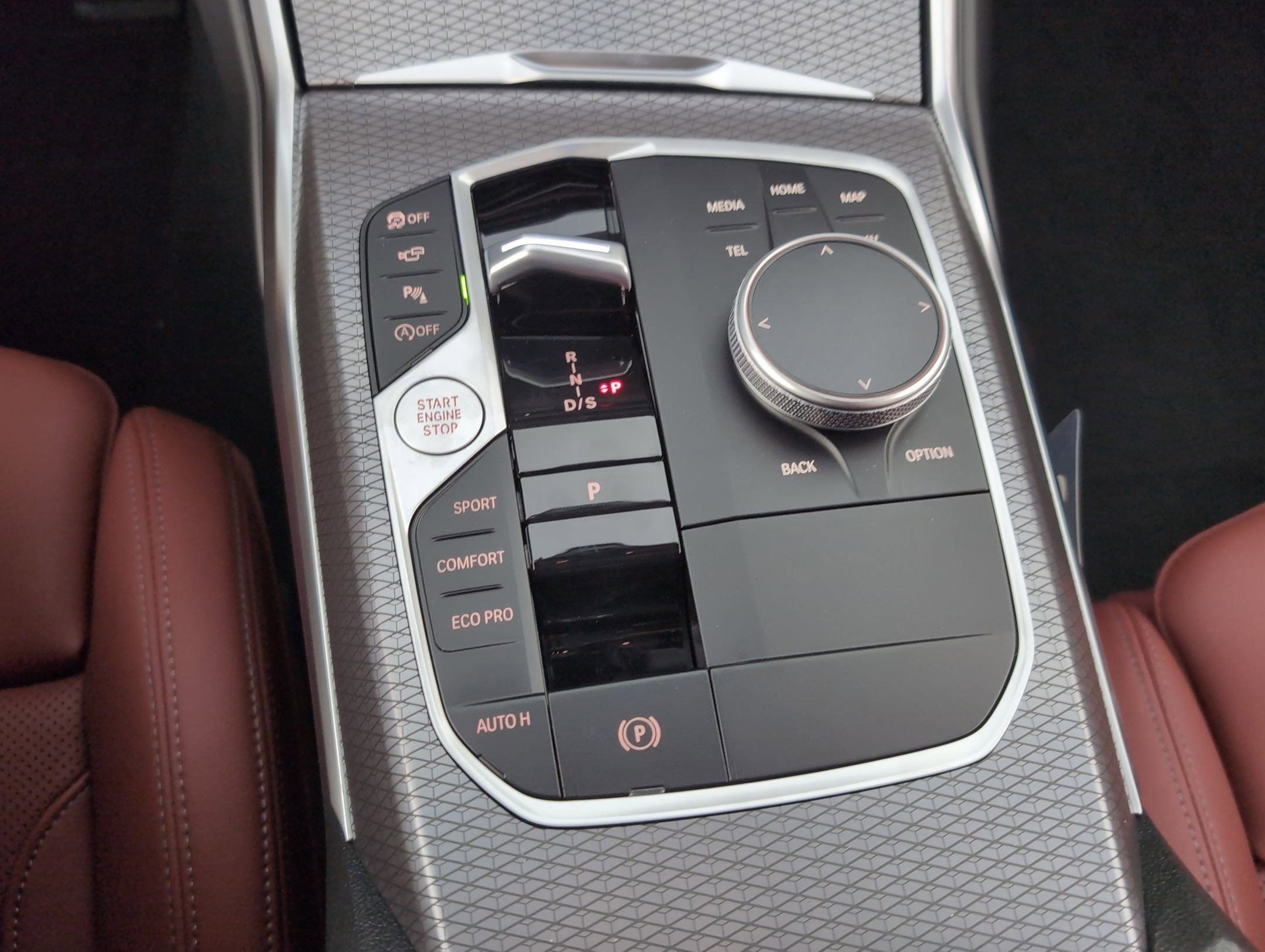 Used 2026 BMW 330i Sedan w/ M Sport Package image 15