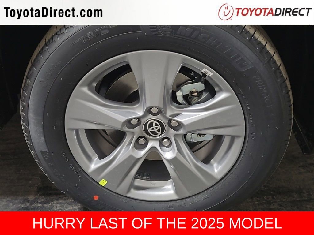 New 2025 Toyota RAV4 XLE image 9