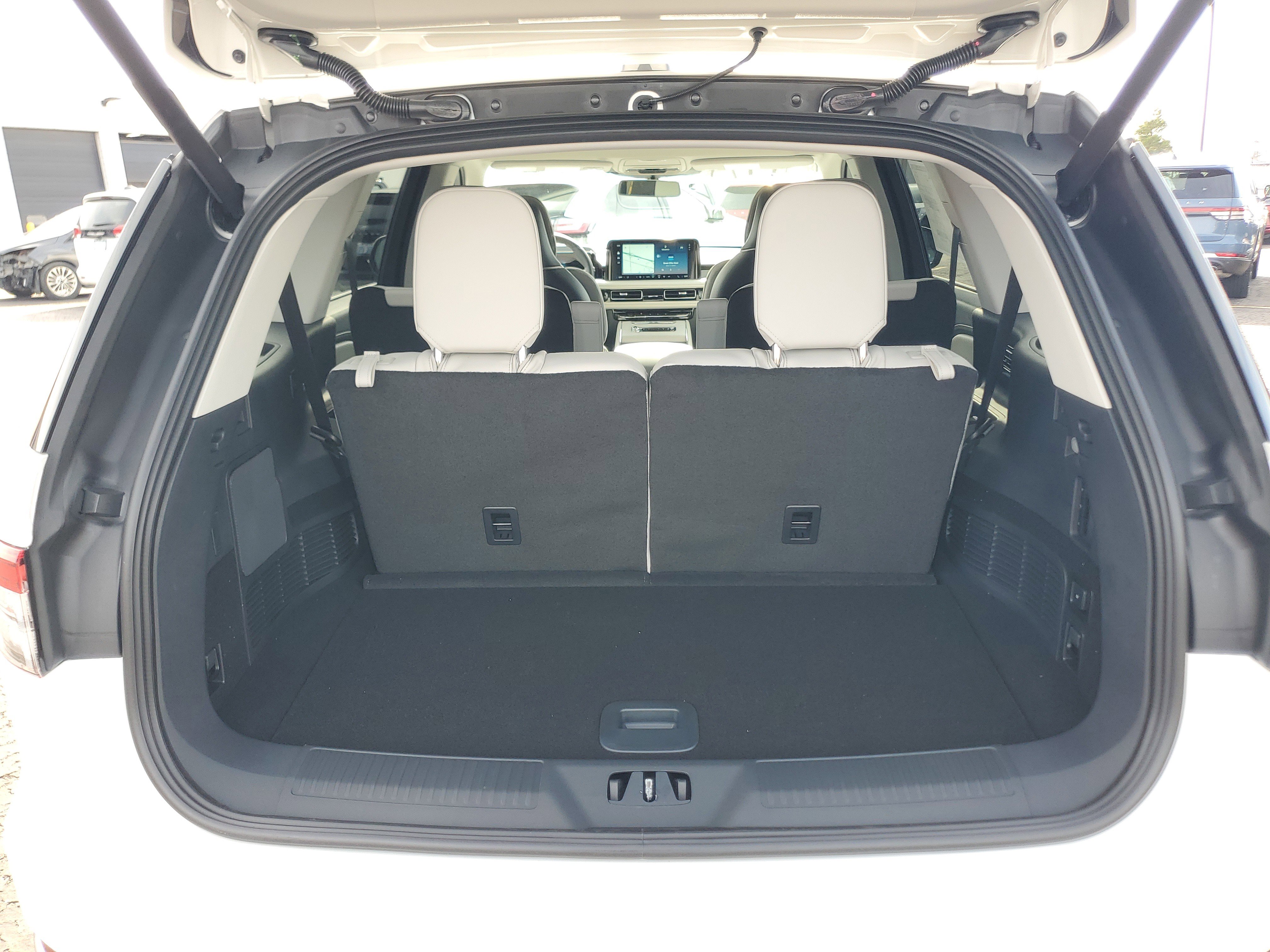 New 2026 Lincoln Aviator Reserve image 28