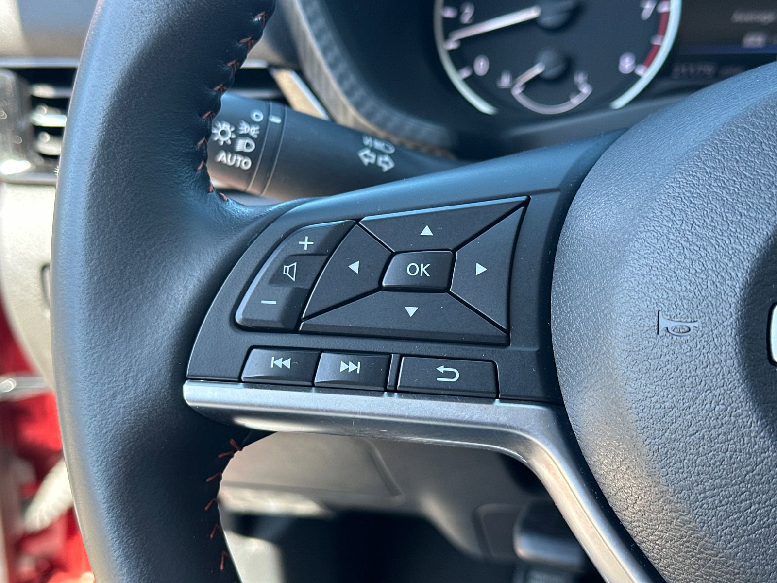 Used 2024 Nissan Sentra SR image 23