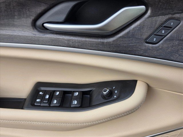 Used 2023 Jeep Grand Cherokee L Limited w/ Luxury Tech Group II AWD/4WD image 27