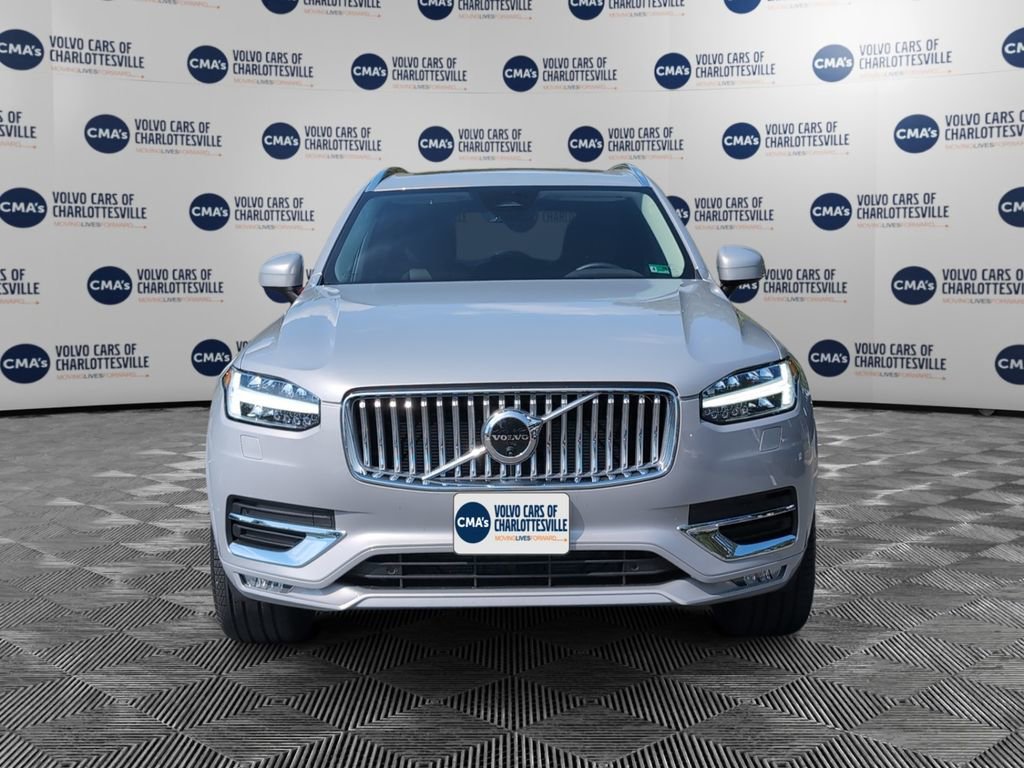 Used 2025 Volvo XC90 B6 Plus image 8
