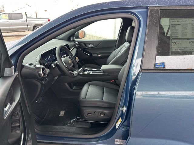 New 2026 Chevrolet Equinox LT w/ Convenience Package II AWD/4WD image 13