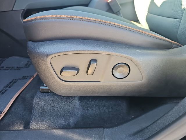 New 2026 GMC Acadia AT4 w/ Super Cruise Package image 21