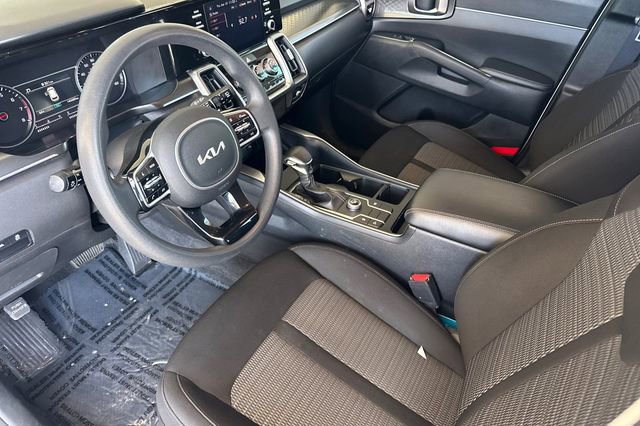 Used 2022 Kia Sorento LX FWD image 13