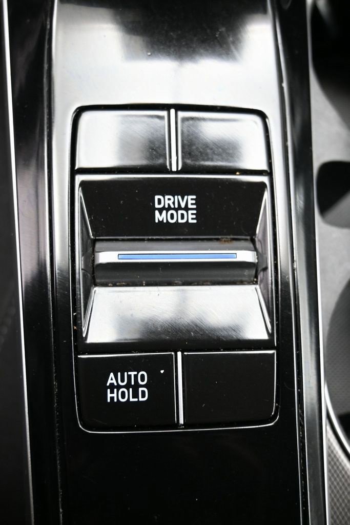 Used 2023 Hyundai Sonata SE image 9