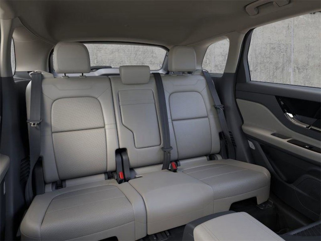 New 2026 Lincoln Corsair Premiere image 11