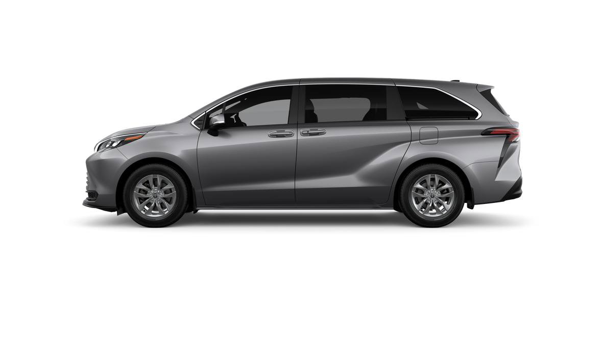 New 2026 Toyota Sienna LE image 3