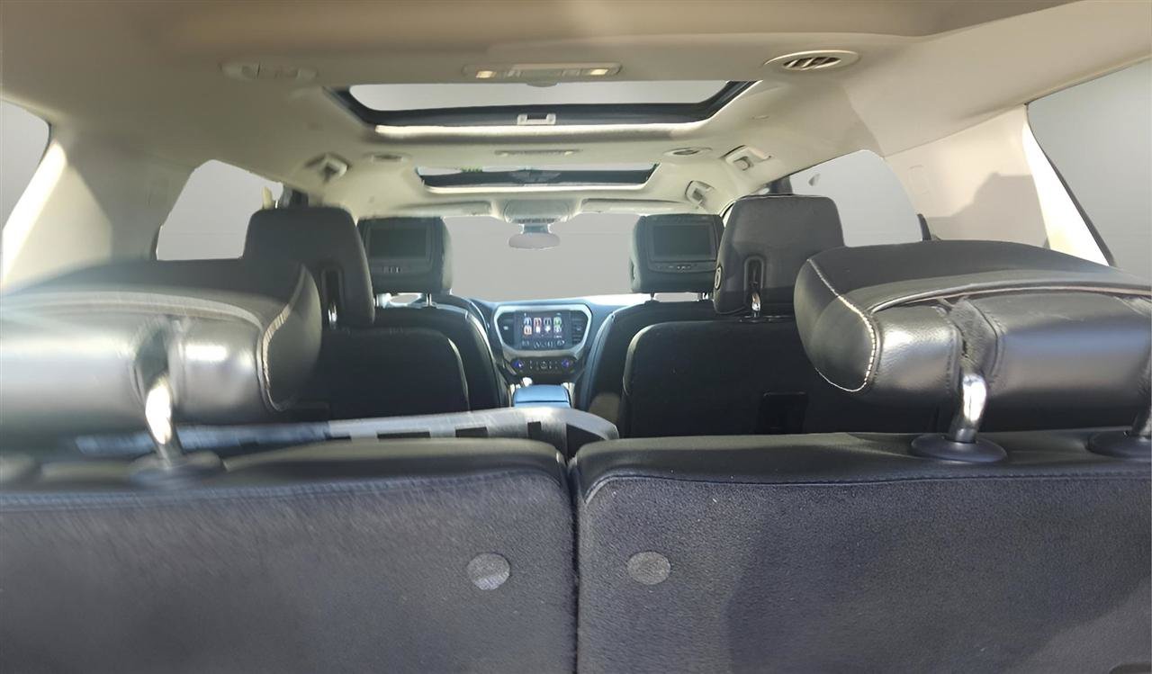 Used 2017 GMC Acadia Denali w/ Technology Package AWD/4WD image 27