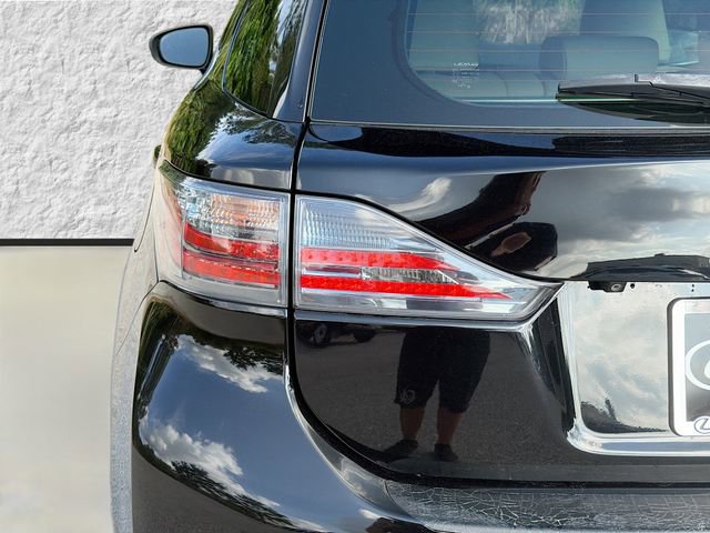 Used 2012 Lexus CT 200h Premium w/ Premium Audio Pkg FWD image 10
