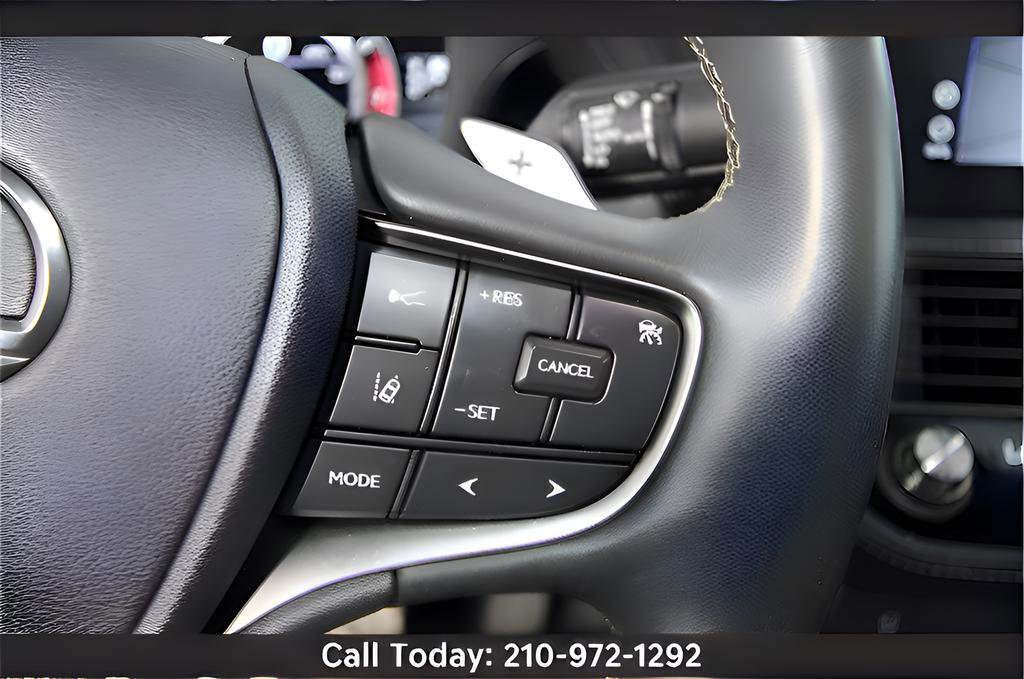 Used 2022 Lexus LS 500 RWD image 27