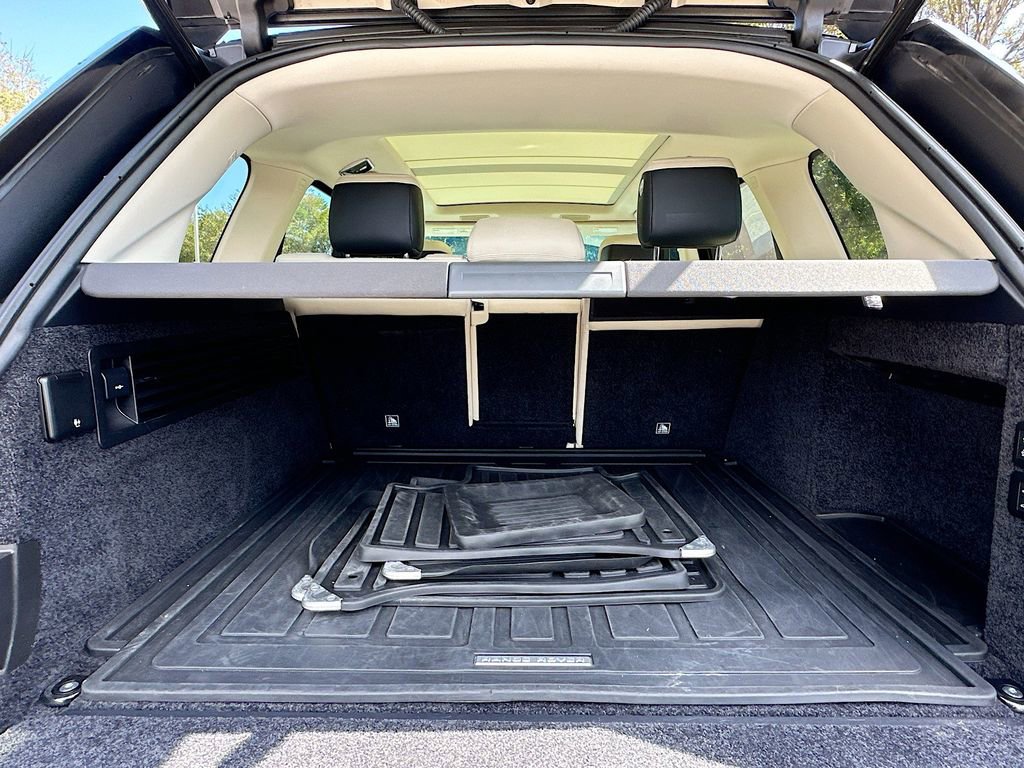 Used 2020 Land Rover Range Rover HSE image 27