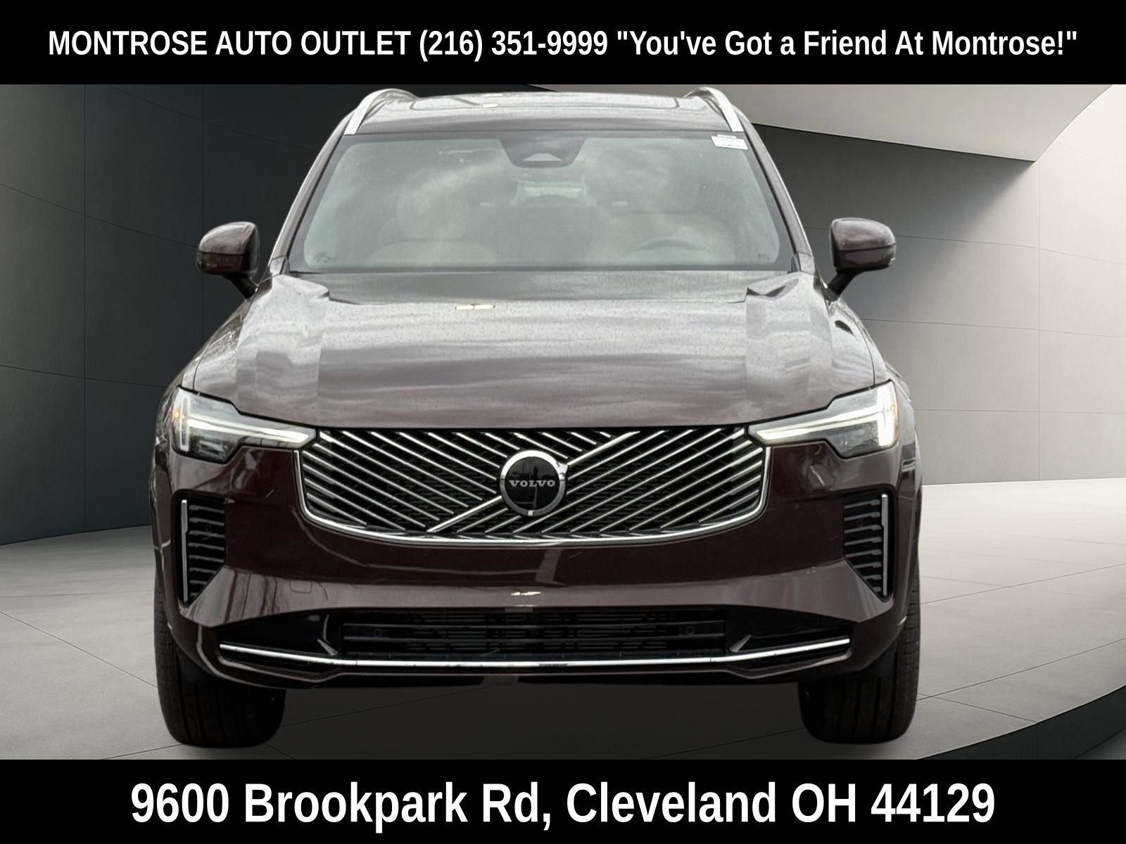 New 2026 Volvo XC90 B5 Plus w/ Protection Package Premier image 8