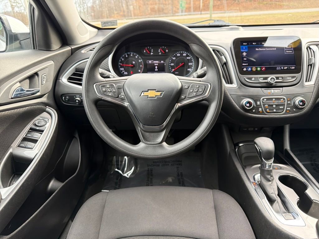 Used 2024 Chevrolet Malibu LT image 31