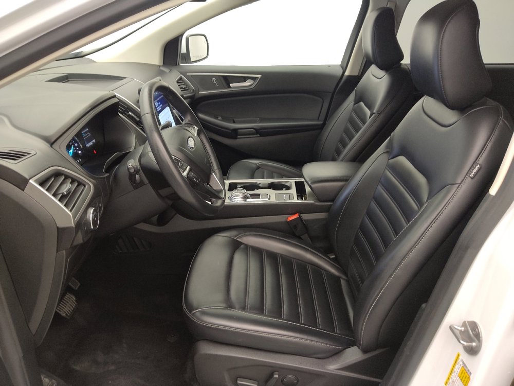 Used 2022 Ford Edge SEL image 17