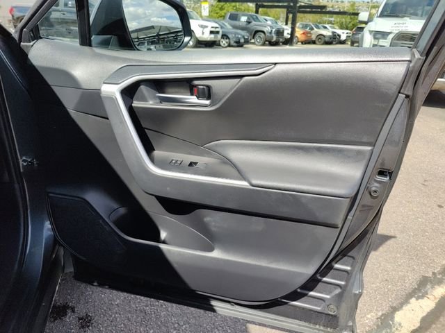 Used 2024 Toyota RAV4 XLE image 27