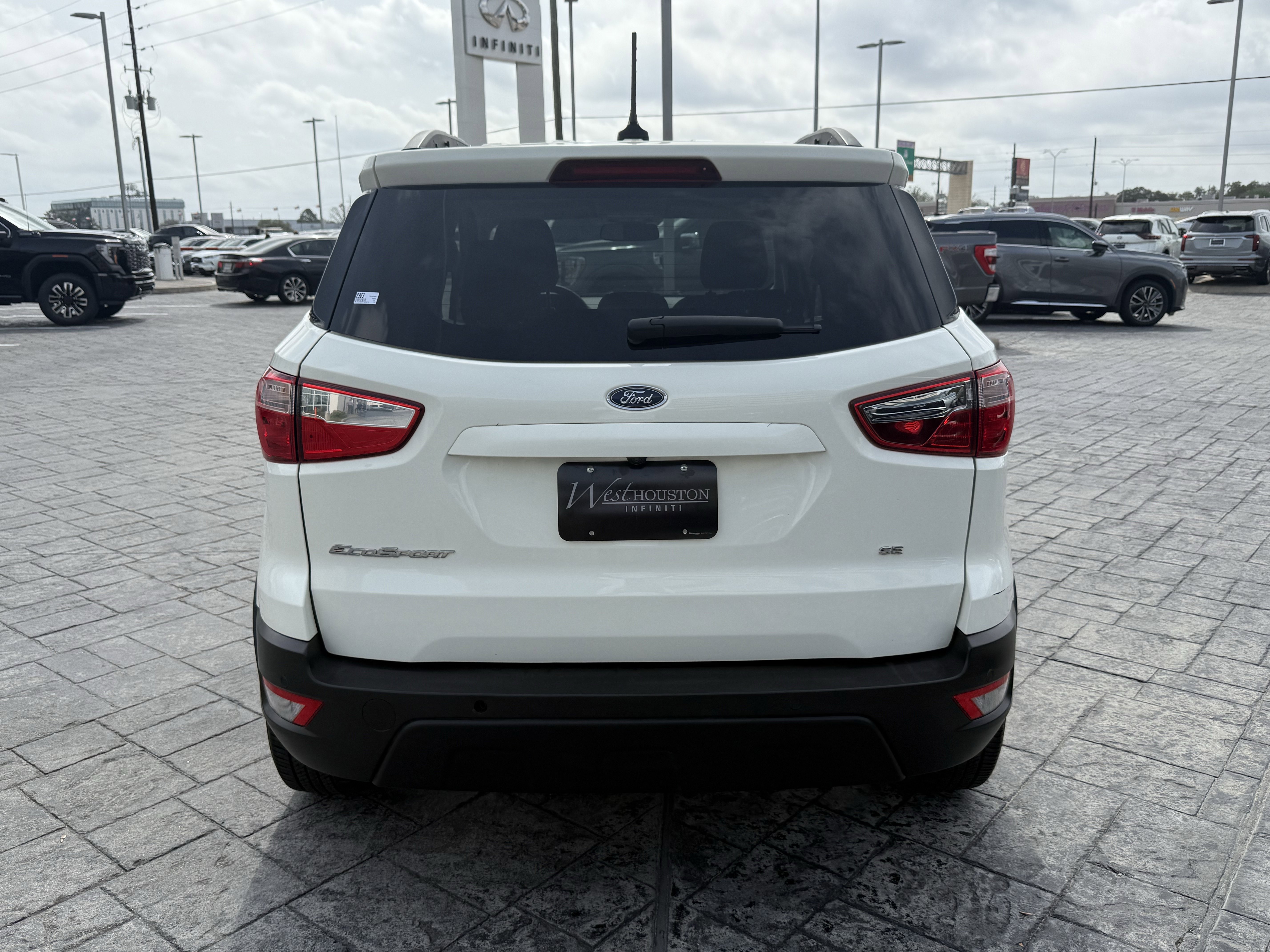 Used 2021 Ford EcoSport SE w/ SE Convenience Package image 6